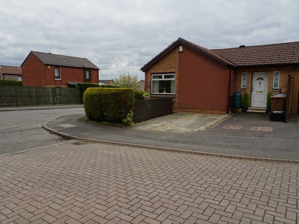 8 Laxdale Drive
